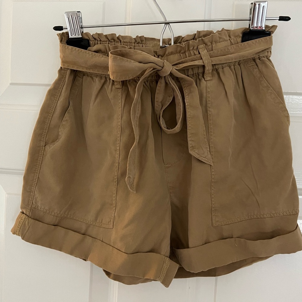 NWOT Aerie paperbag tie shorts